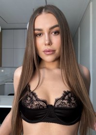 ELENA COURTESAN